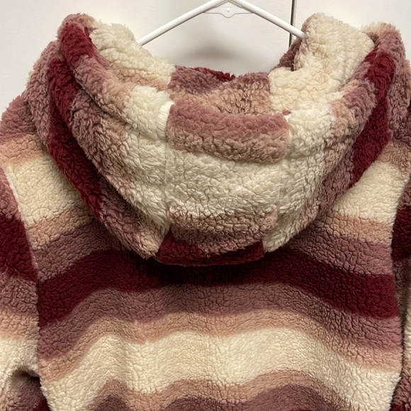The Buckle’s Ashley Fuzzy Sherpa Hooded Jacket Mauve Stripe Size XL - Picture 9 of 14